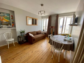 Гостиница Le Petit Logis  Гранвиль